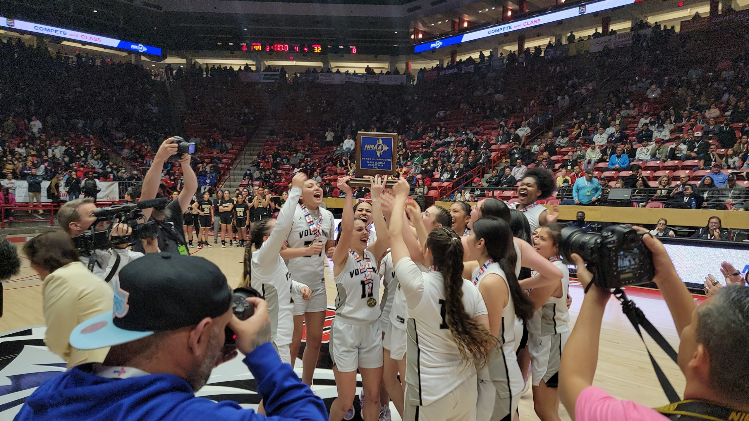 Volcano Vista players celebrate after the beat Hobbs to win the Class 5A championship Friday night at the Pit.