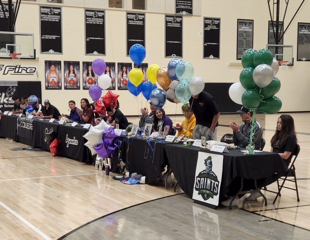 Volcano Vista Signing Day