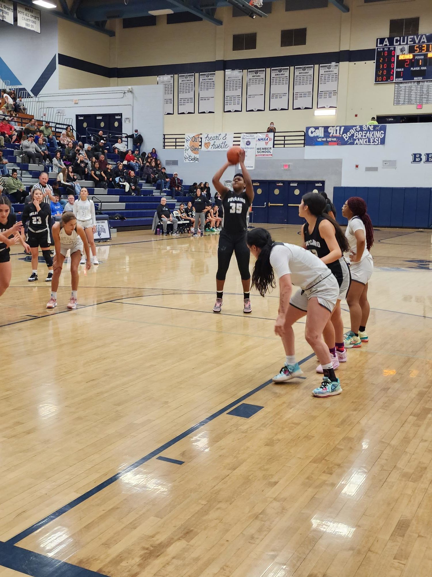 Volcano Vista girls basketball