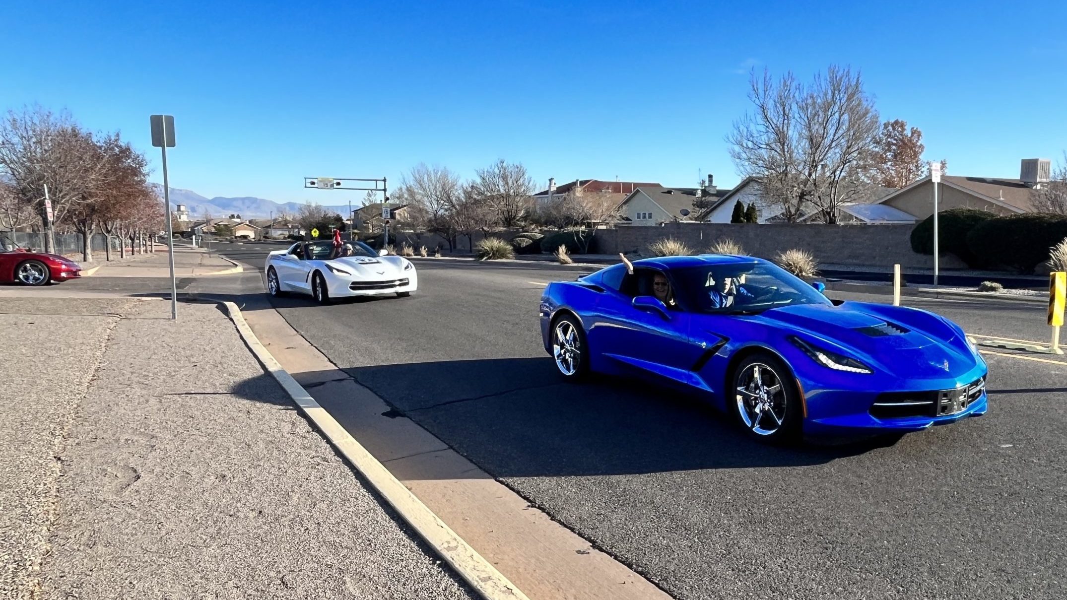 ventana ranch christmas parade blue corvette convertable