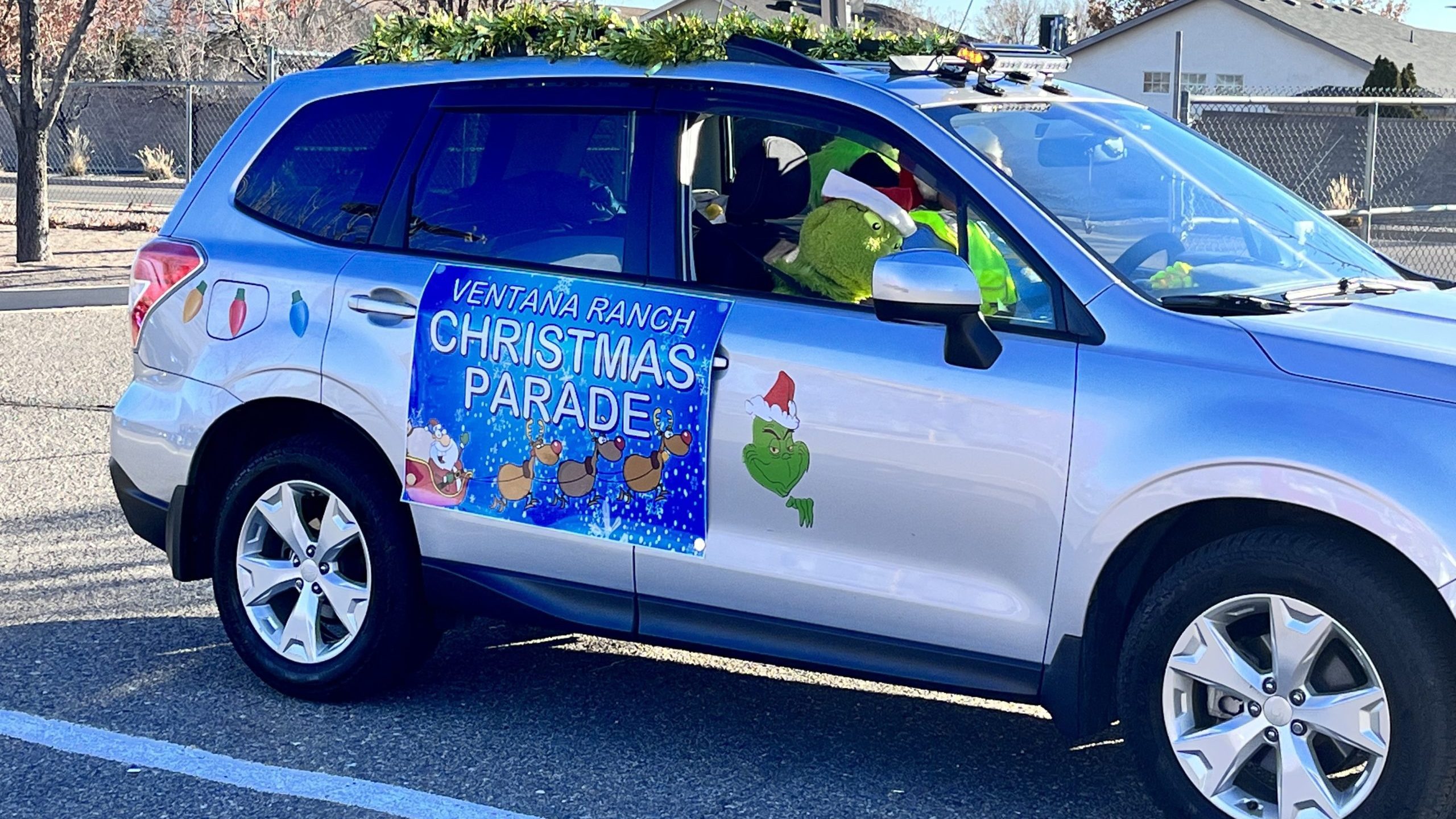 ventana ranch christmas parade grinch catches a ride